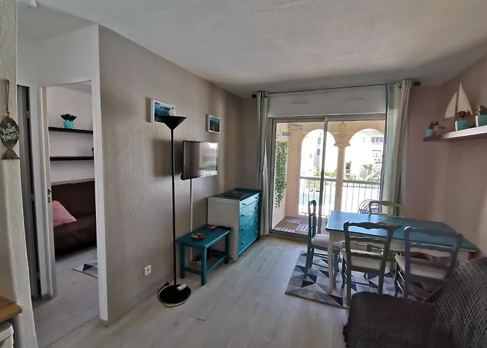 Etoile d\'Azur T2, dans une résidence avec piscine.