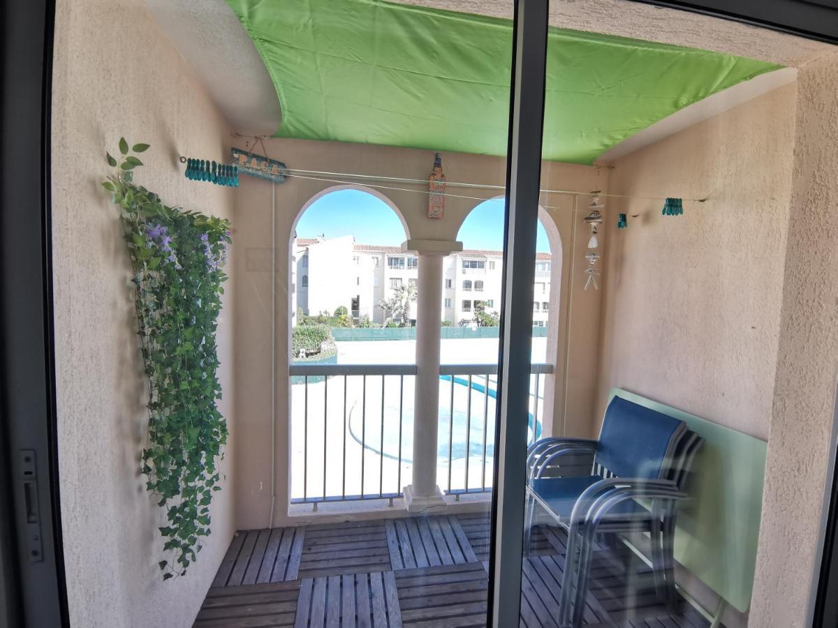 Etoile D'azur T2, Dans Une Résidence Avec Piscine. * Fréjus